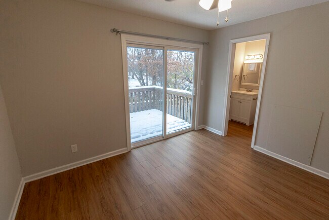 Building Photo - 105 N Garth Ave