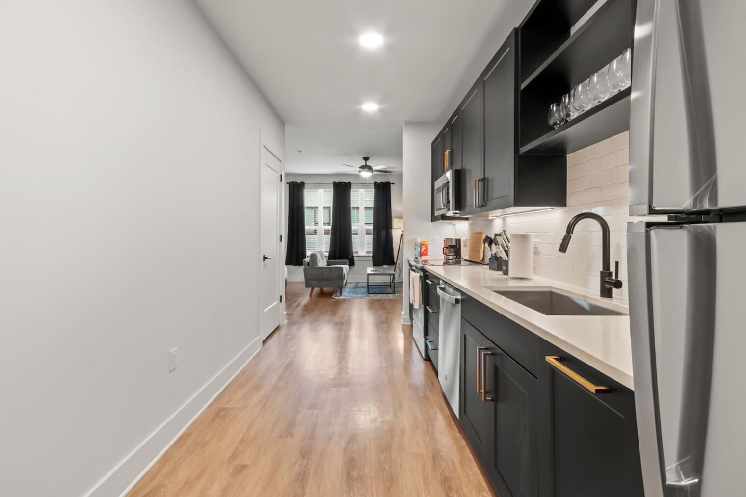 Building Photo - 2317 W Grace St