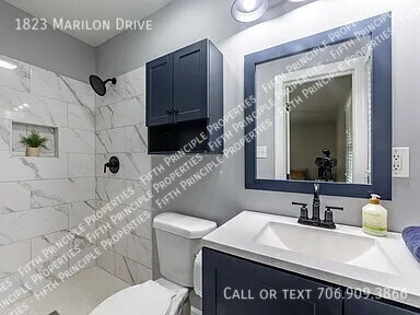 Building Photo - 1823 Marilon Dr