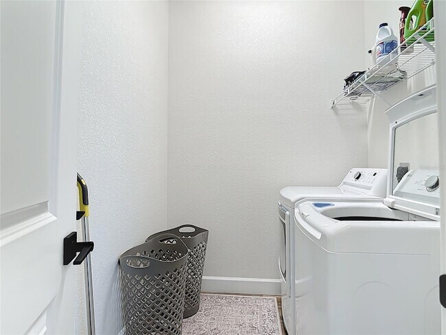 Building Photo - 26 Medalist Way