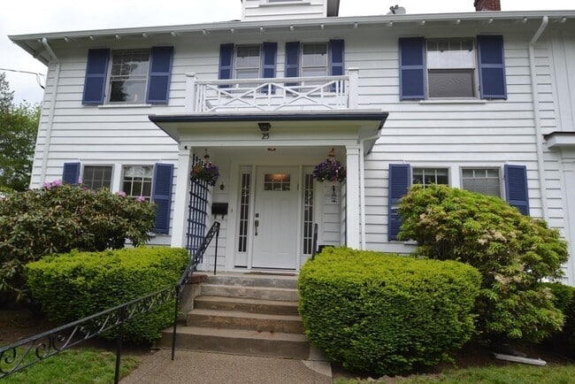 Building Photo - 25 Bothfeld Rd