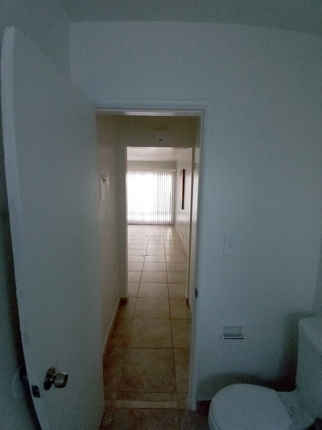 Building Photo - 1801 N Gramercy Pl