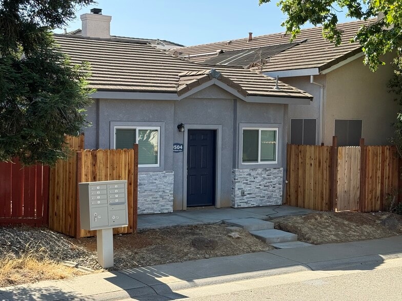 Building Photo - 9504 Heathman Way
