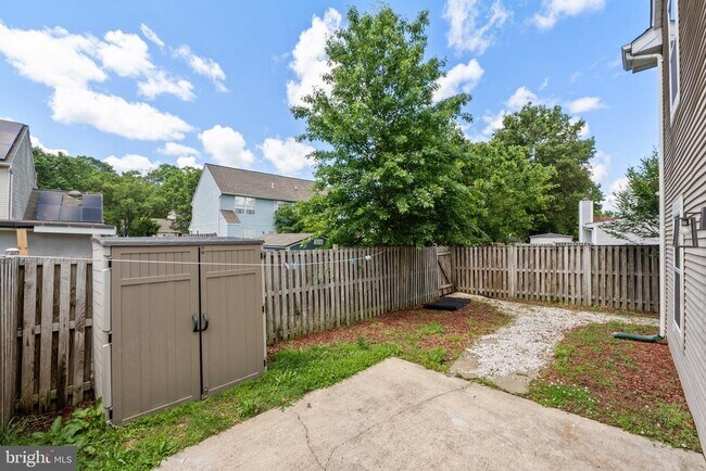 Building Photo - 6117 Blue Whale Ct