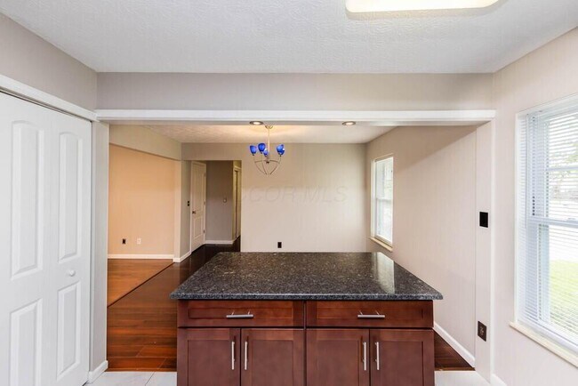 Building Photo - 4040 Carlow Ct