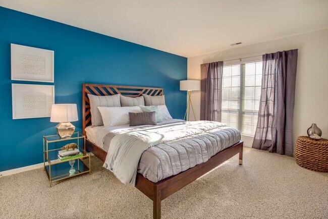 Building Photo - 6035 Stewart Dr