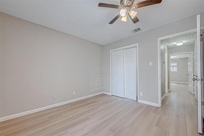 Building Photo - 7315 Housman St