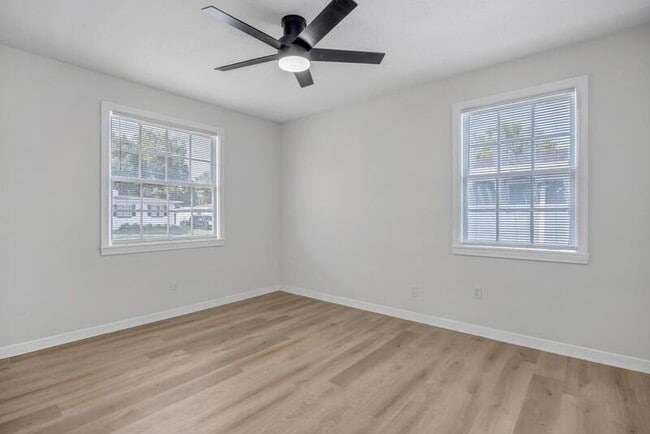 Building Photo - 4774 Cates Ave