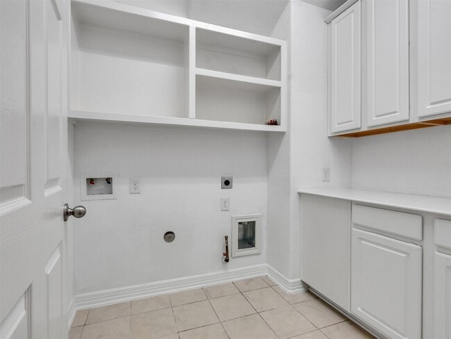 Building Photo - 11066 Walts Run Ln