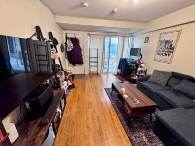 Building Photo - 21 Symphony Rd