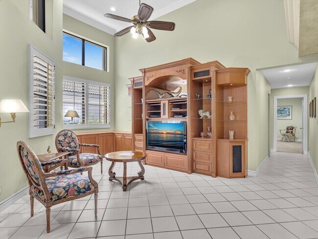 Building Photo - 10122 Spyglass Way