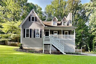 Building Photo - 77 Vienna Way