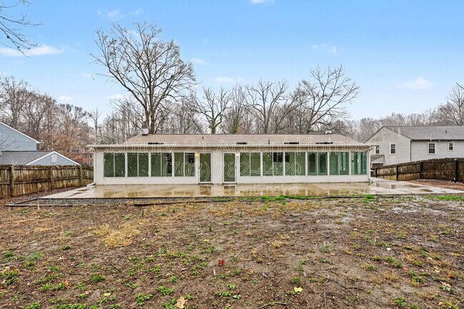 Building Photo - 1012 Aquia Dr