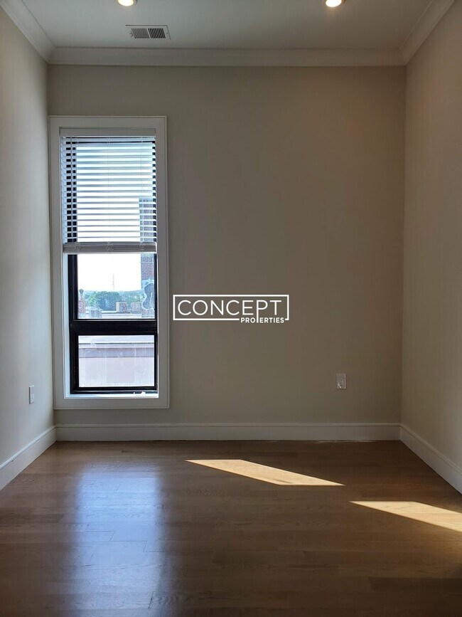 Building Photo - 16-18 Highgate St. Unit 302AB