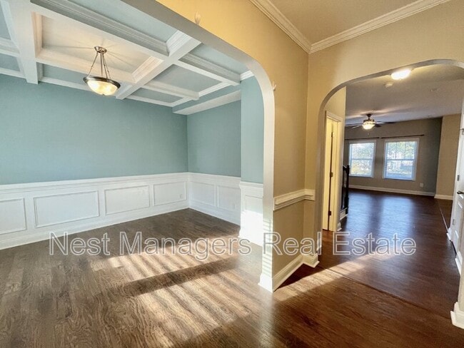 Building Photo - 211 Executive Dr