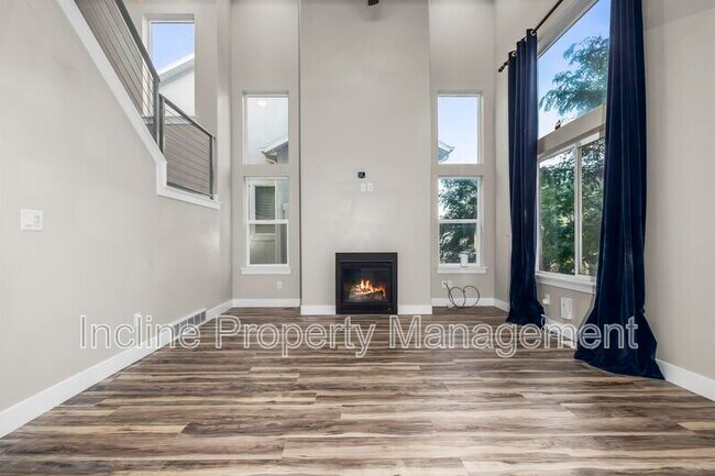 Building Photo - 4863 Spire Wy