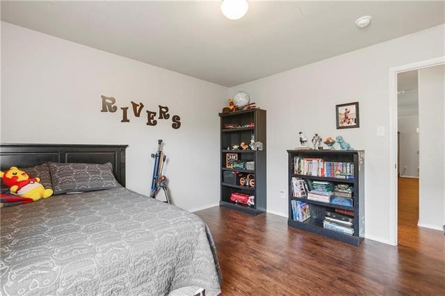 Building Photo - 807 Windflower Dr