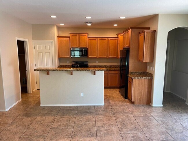 Building Photo - 16551 N 180th Dr