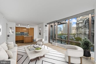 Building Photo - 1414 S Penn Square