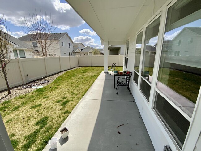 Building Photo - 3484 N Sirocco Ave