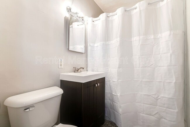 Building Photo - 3714 Kipling Ave