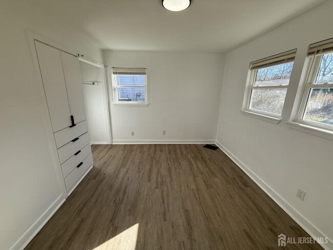 Building Photo - 1060 Terrace Blvd