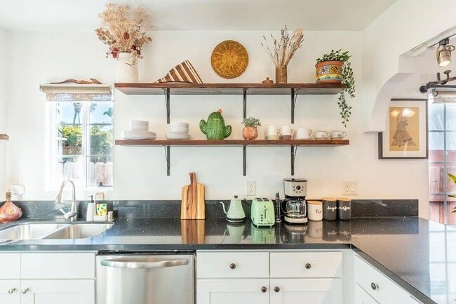 Building Photo - Charming 2 Bedroom, 2 Bath Spanish Revival Home in Normal Heights – Historic Elegance Meets Moder...