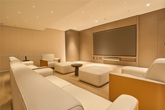 Building Photo - 300 Biscayne Blvd