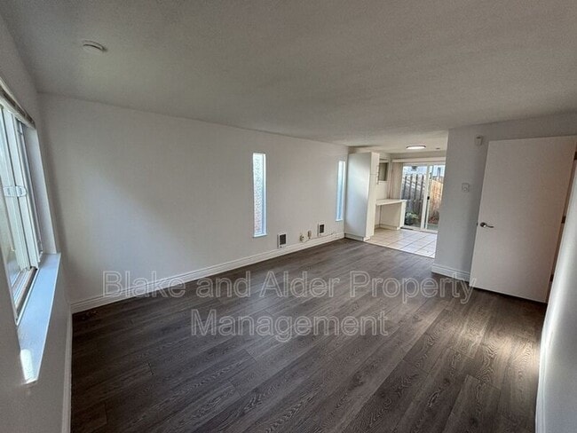 Building Photo - 4101 NE Killingsworth St