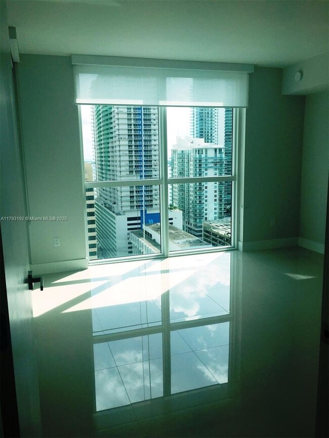 Building Photo - 1080 Brickell Ave