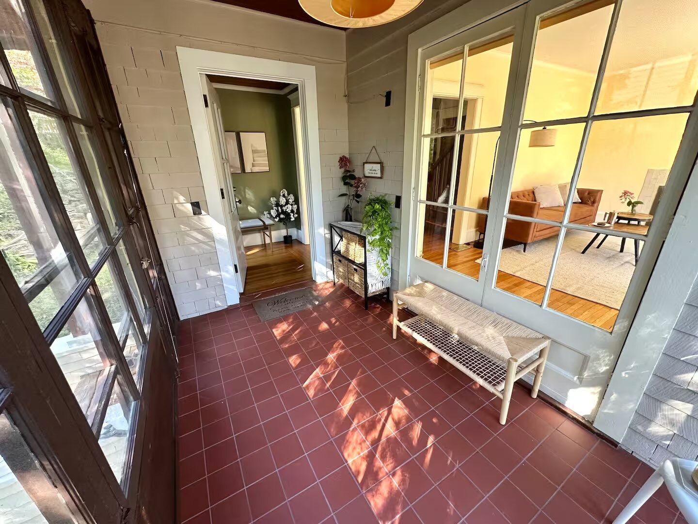 Building Photo - 608 Ackerman Ave