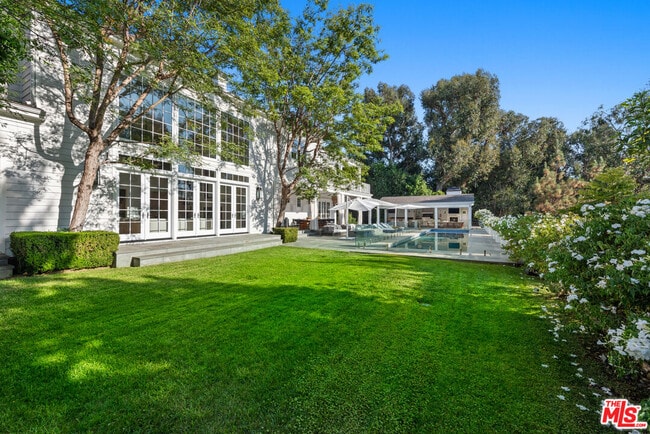 Building Photo - 491 N Tigertail Rd