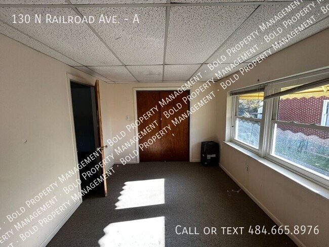 Building Photo - 130 N Railroad St
