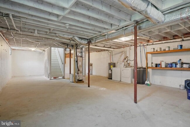 Building Photo - 306 Fegan Rd