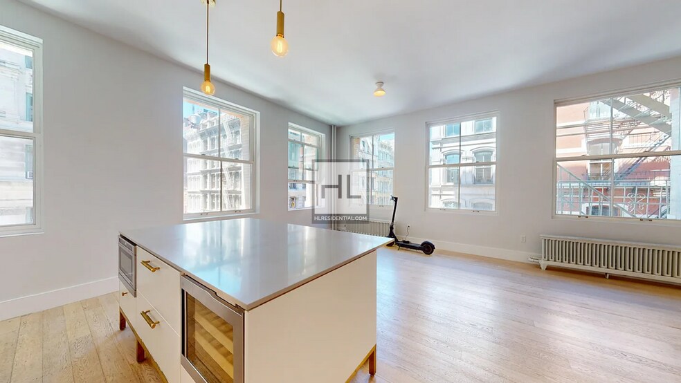 Building Photo - BROOME STREET