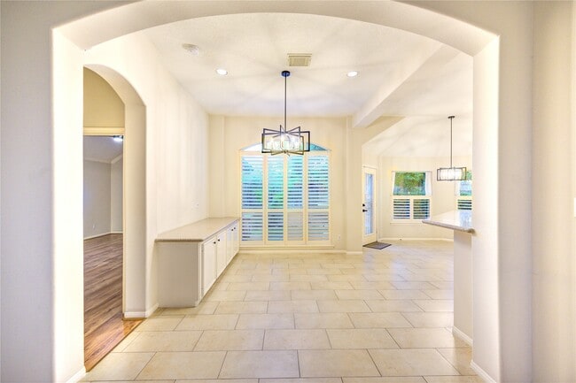 Building Photo - 1231 Parkhaven Ln