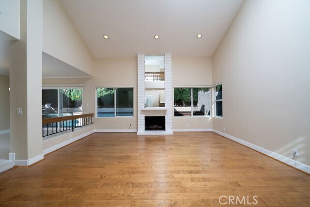 Building Photo - 34 Columbus