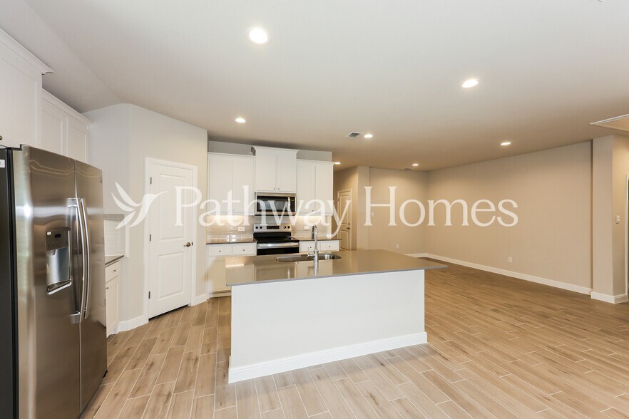 Building Photo - 1748 Reverie Rd