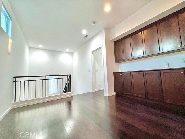 Building Photo - 5698 Como Cir
