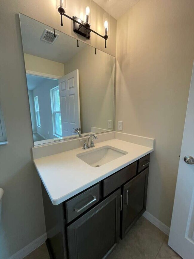 Building Photo - ***Move-in Special rest of April Free rent****Beautiful brand-new construction 3-bedroom, 2-bathr...