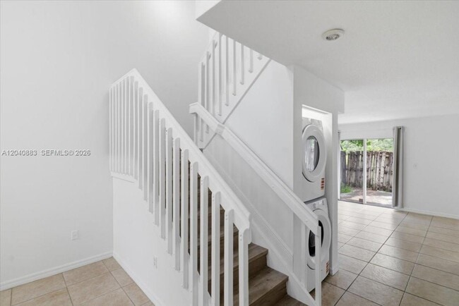 Building Photo - 7245 NW 173rd Dr
