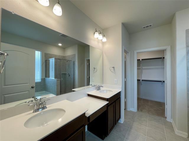 Building Photo - 1805 Nelson St