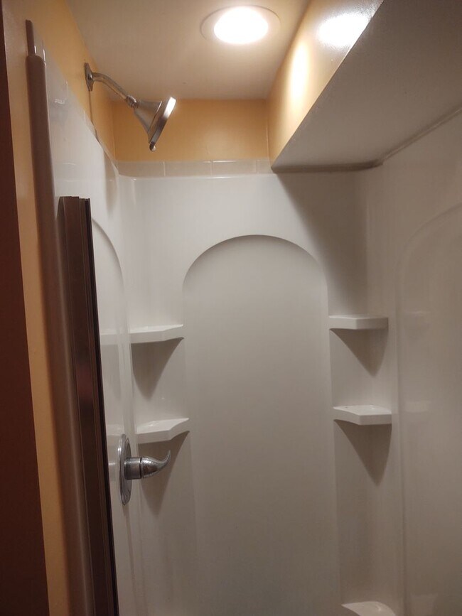 Building Photo - SW 413/415 Milan