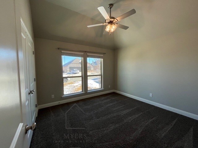 Building Photo - 1412 Town Creek Cir