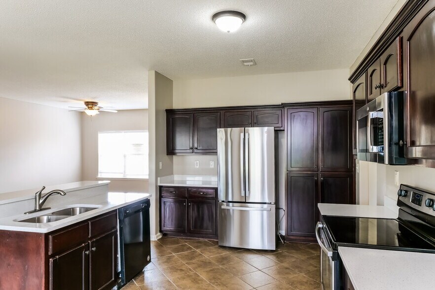 Building Photo - 4315 Markston Dr