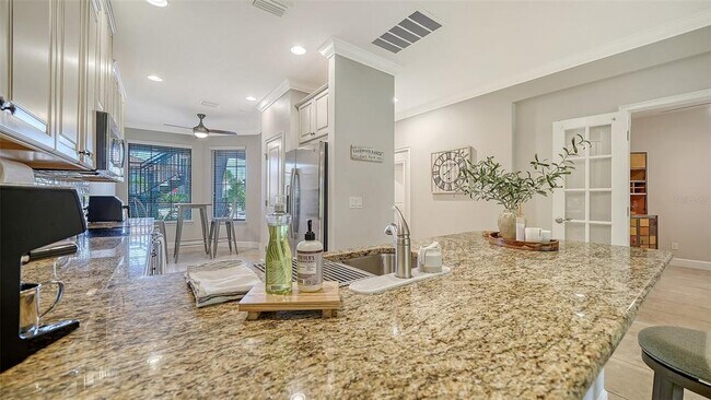 Building Photo - 13604 Messina Loop