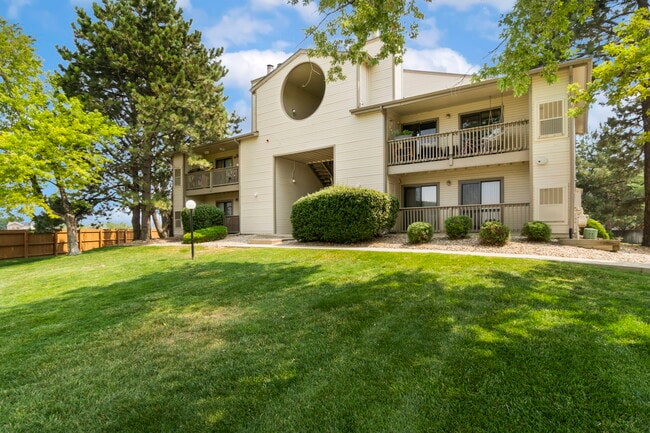 Building Photo - 9662 NW Brentwood Way