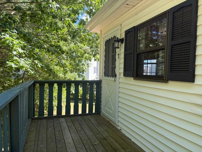 Building Photo - 56 Westville Rd