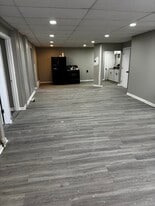 Building Photo - 3326 W 3rd St