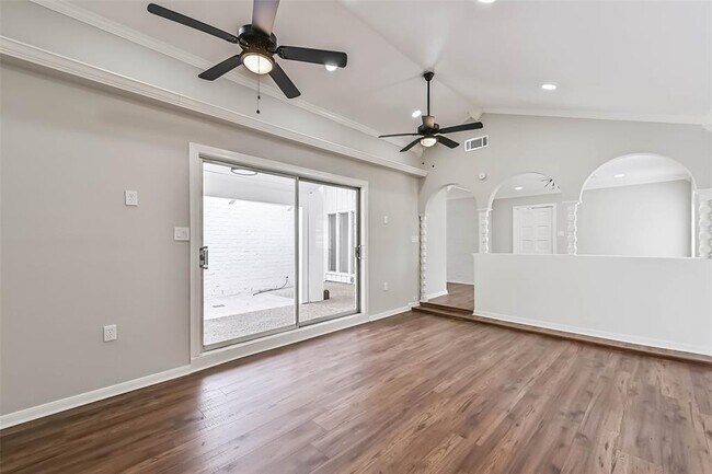 Building Photo - 18330 Cape Bahamas Ln